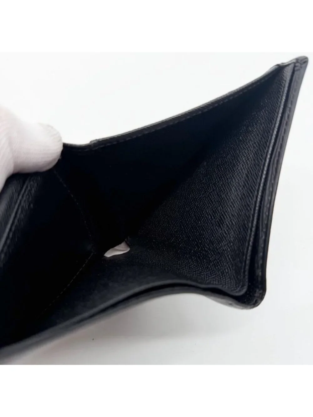 Louis Vuitton Portefeuille Marco Epi Black Leather Compact Wallet
